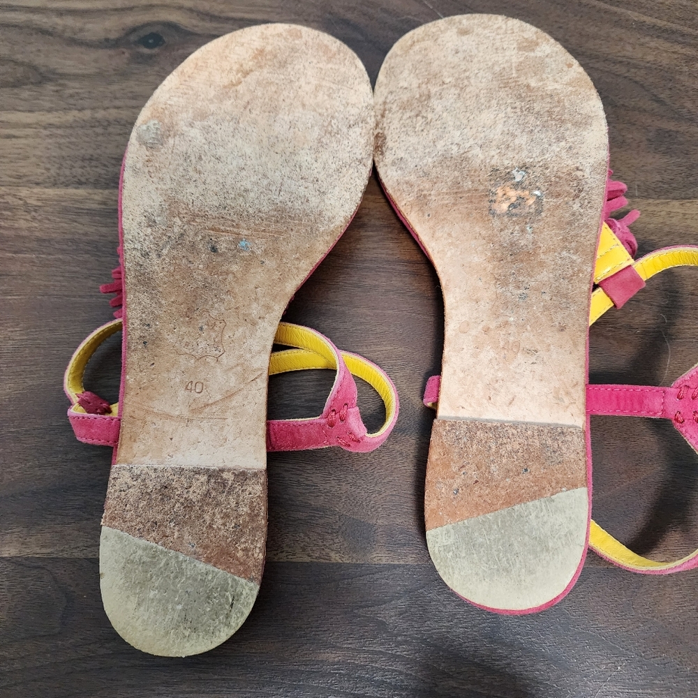 Boden Red Fringe Strappy Flat Sandals - Picture 5 of 6